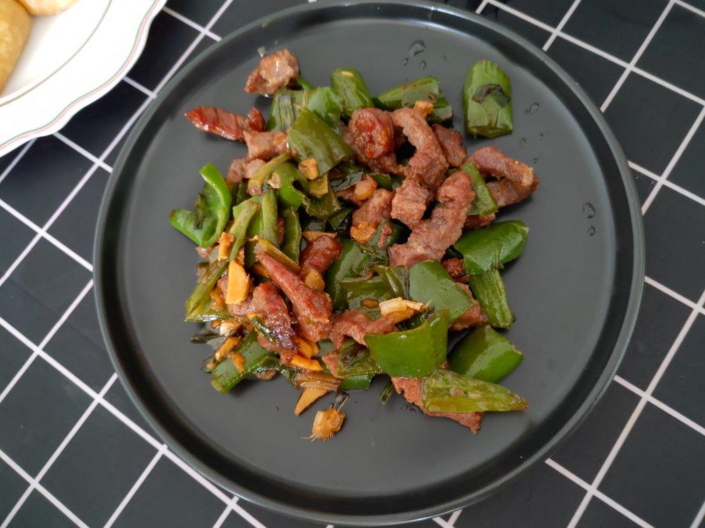 青椒炒牛肉