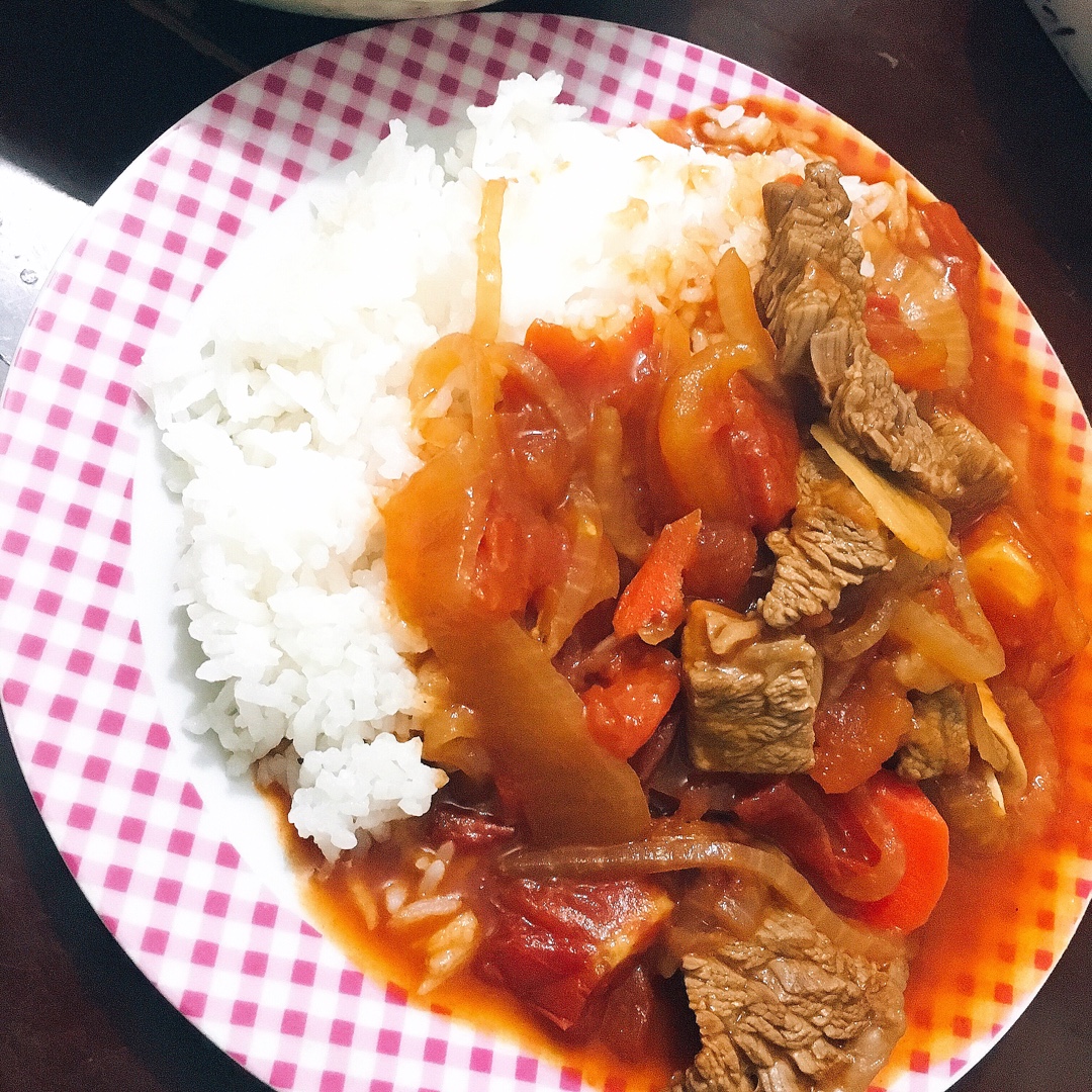 红烩牛肉饭