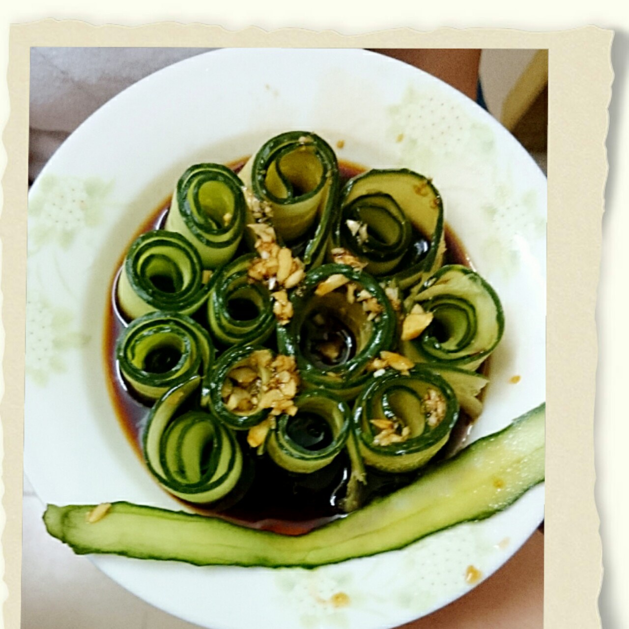 芝麻酱咸蛋青瓜卷