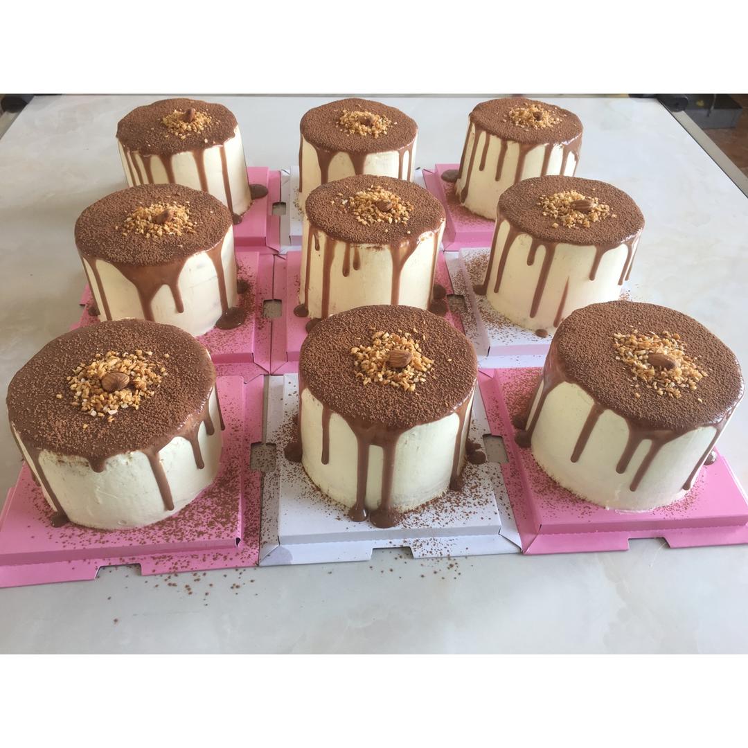 蛋糕淋面之一：甘那许淋面（详细解答淋面太稠的问题）