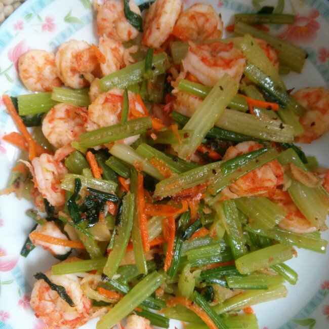 西芹炒虾仁