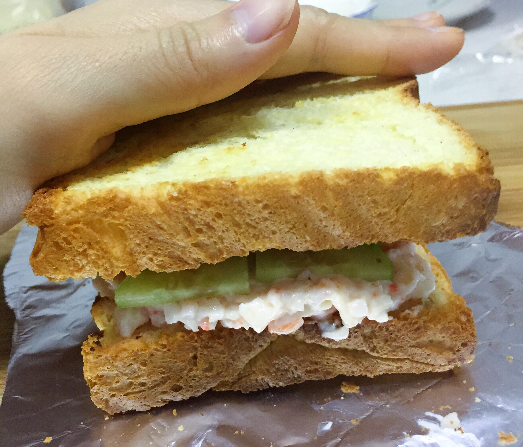 清爽芥末鲜虾三明治的做法 步骤7