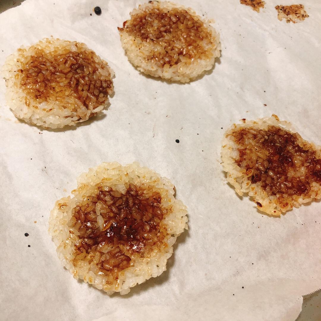 香脆海苔米饭仙贝——剩饭大变身