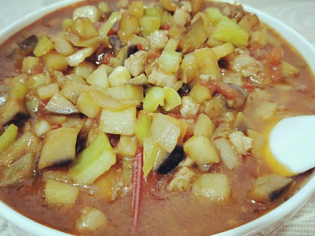 茄子肉丁打卤面
