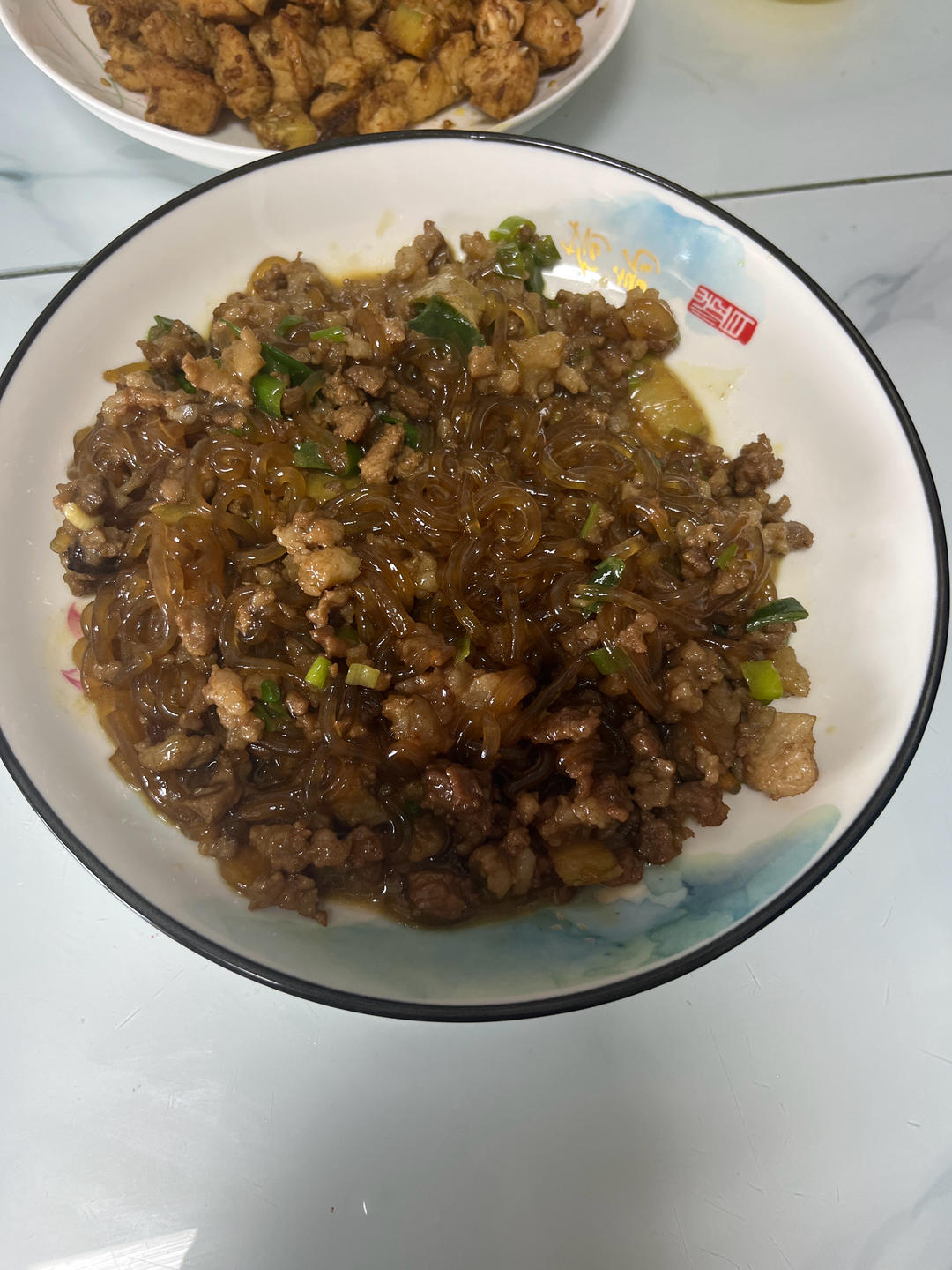 蚂蚁上树