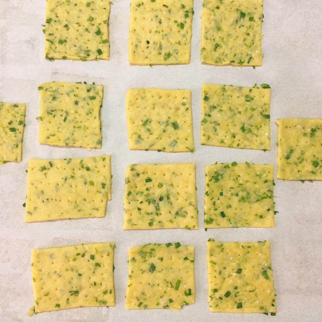高钙奶盐苏打饼干