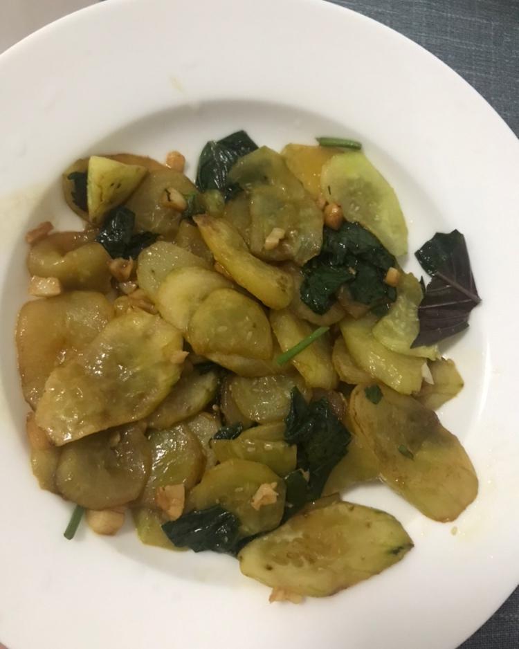 紫苏煎黄瓜