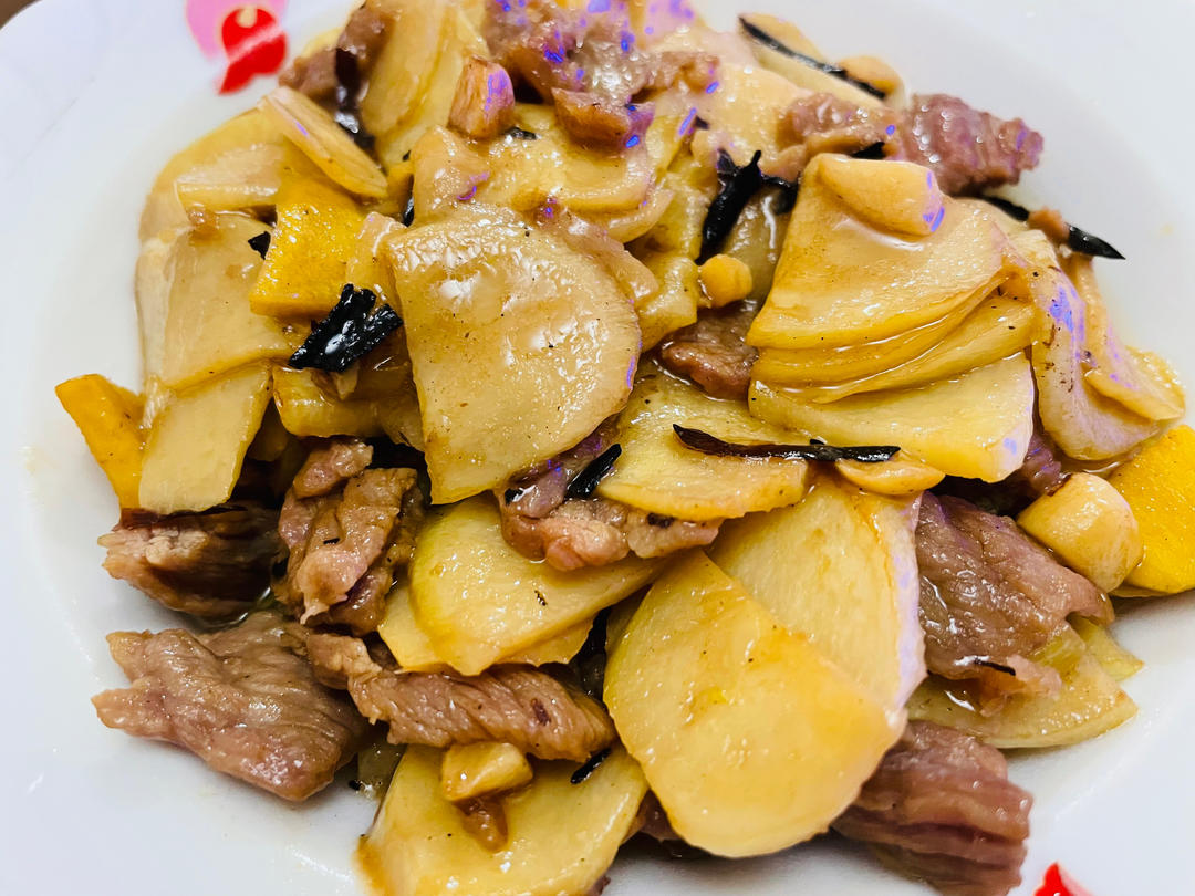 茭白炒牛肉 超级嫩！