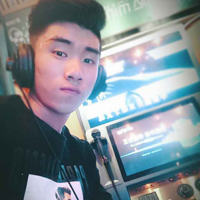 M 战小旭�