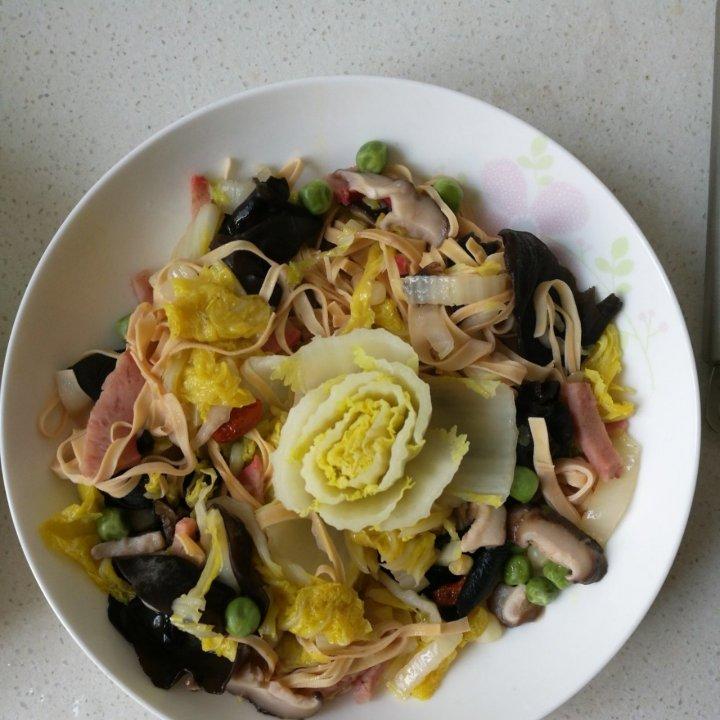 有机娃娃菜菌菇汤