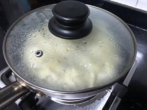 煎饺（速冻饺子）的做法 步骤3