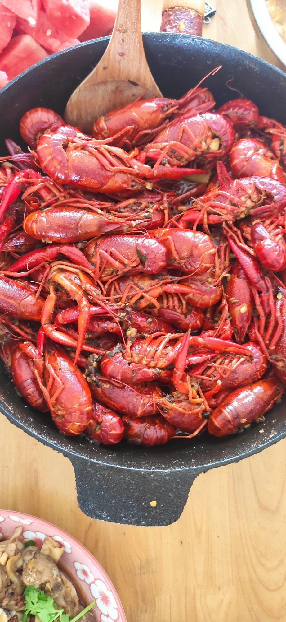 麻辣小龙虾