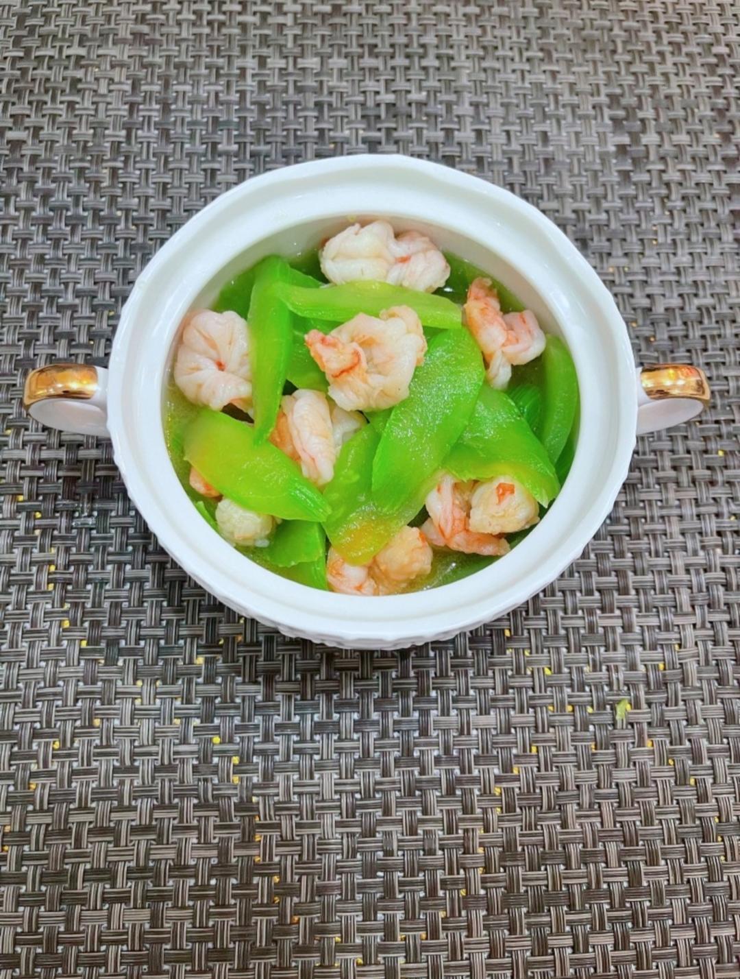 春日限定｜莴笋炒虾仁｜清淡营养家常菜