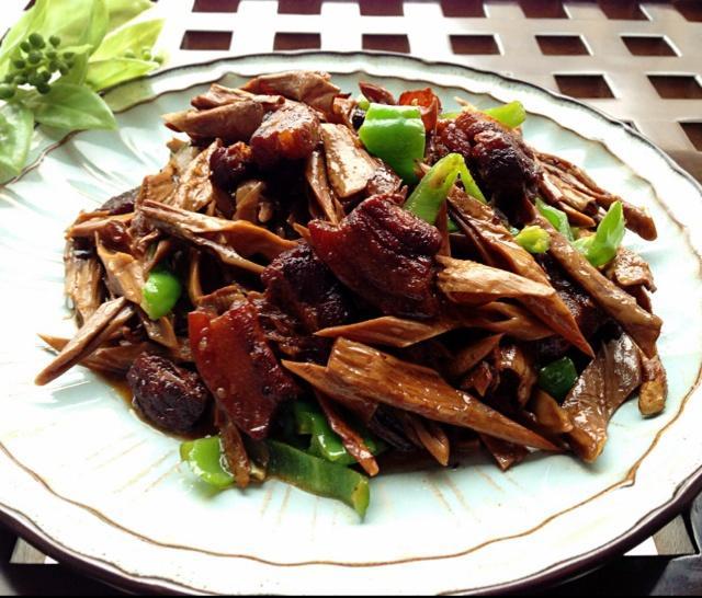 笋干烧肉的做法