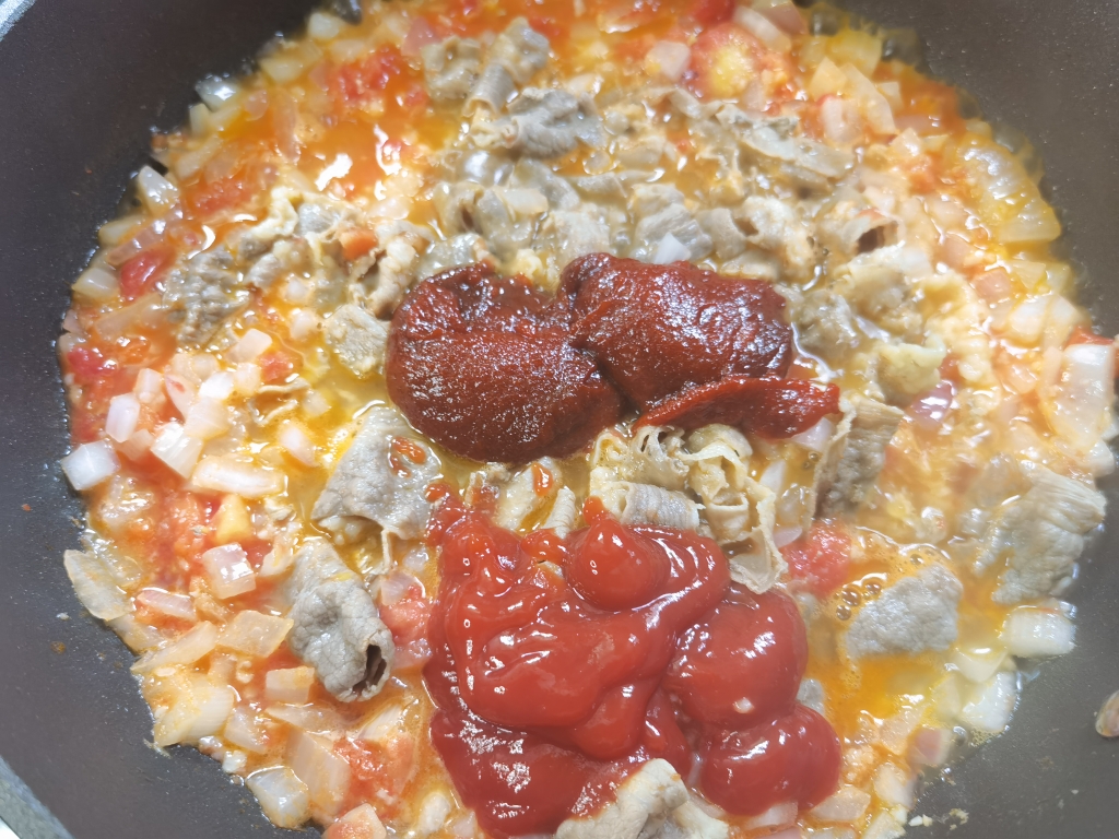 番茄肥牛芝士焗饭的做法 步骤6