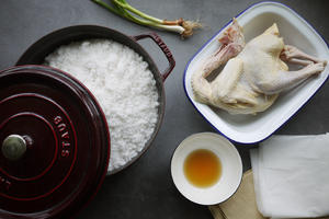 客家传统盐焗鸡-staub珐琅铸铁锅的做法 步骤1