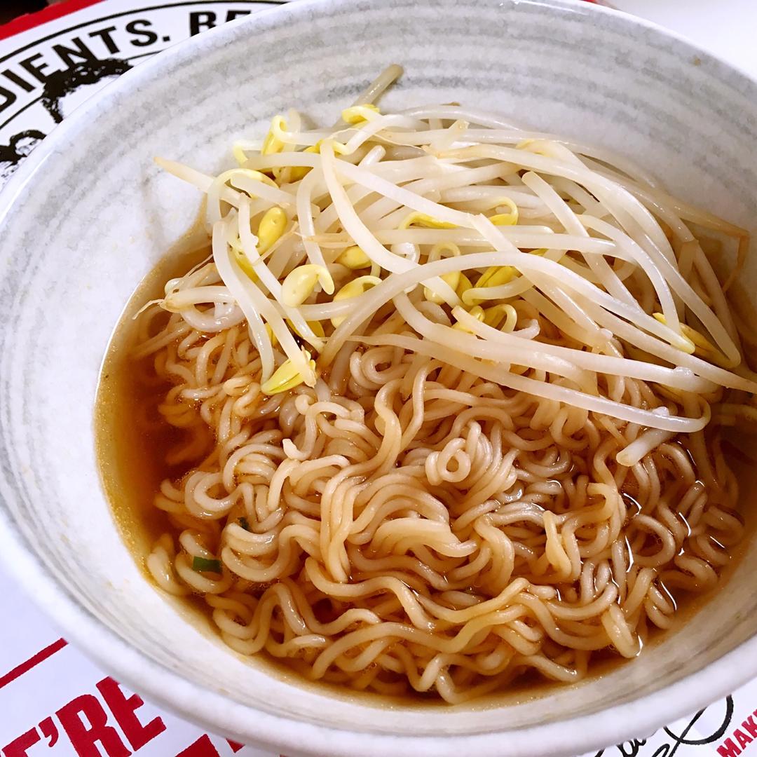 电影《喜欢你》金城武的完美泡面