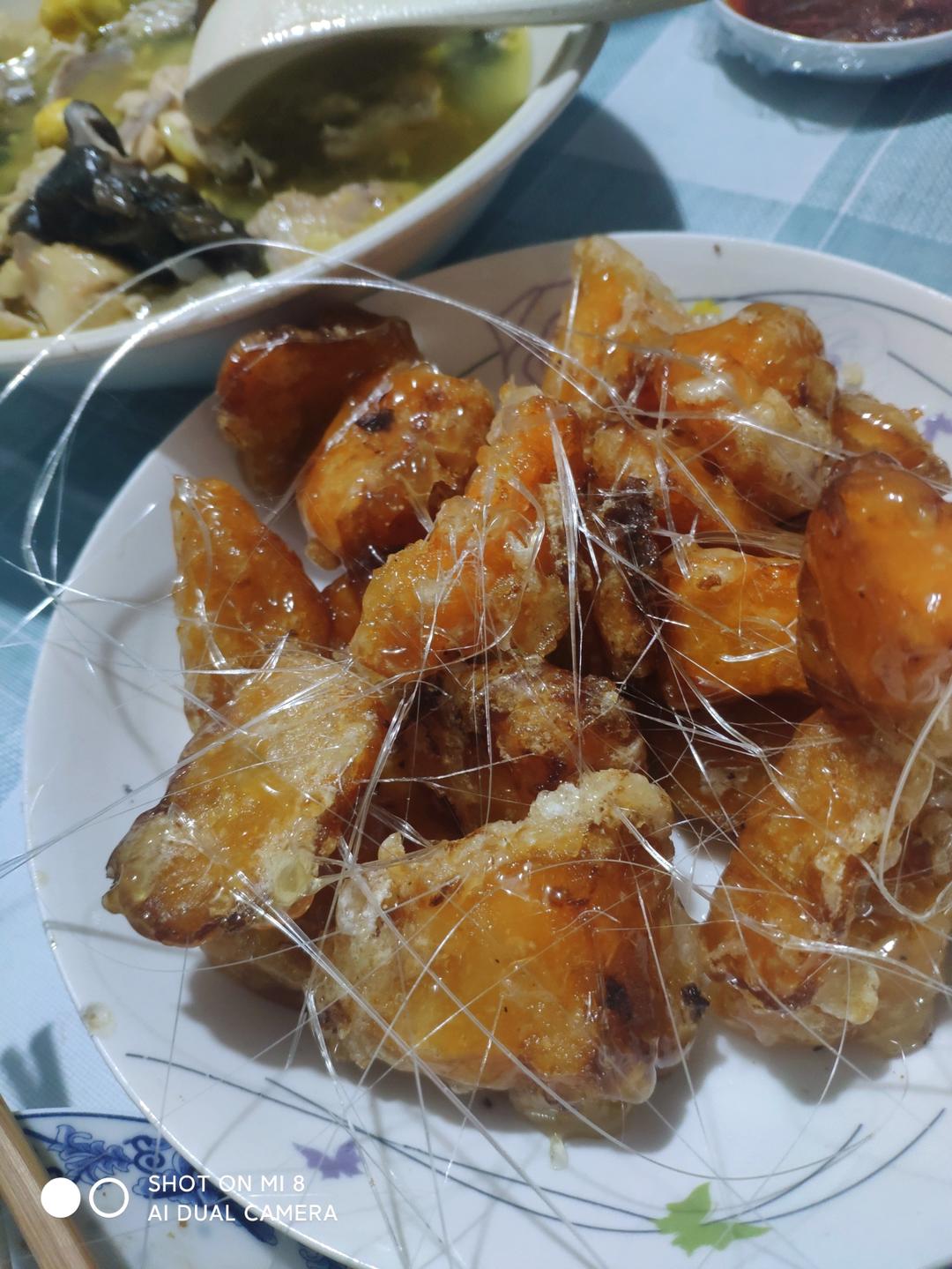 厨师长教你：“拔丝红薯”的家常做法，能拔出1米以上的糖丝