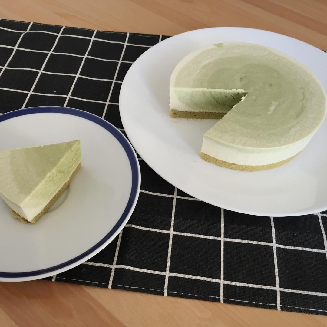 渐变抹茶慕斯蛋糕：我Amanda带着既美又作的抹茶甜点又来了！【曼食慢语】