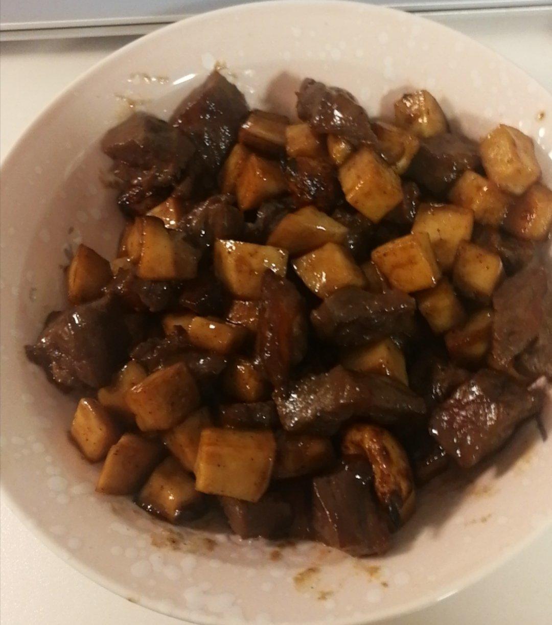 黑胡椒杏鲍菇牛肉粒