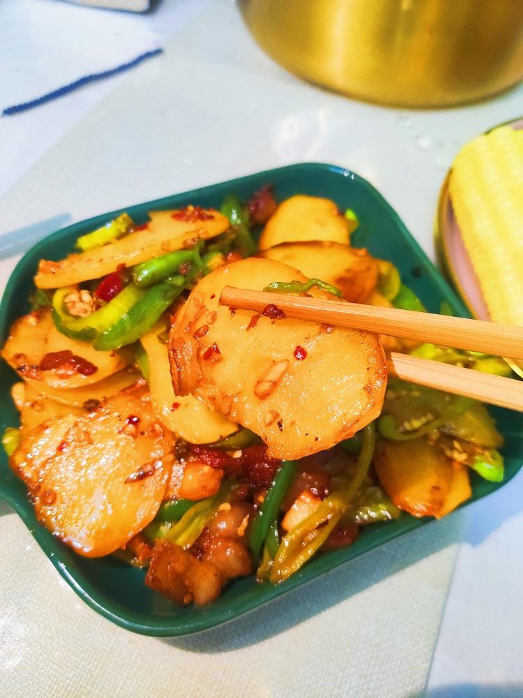 干锅五花肉土豆片(简单下饭！🔥）