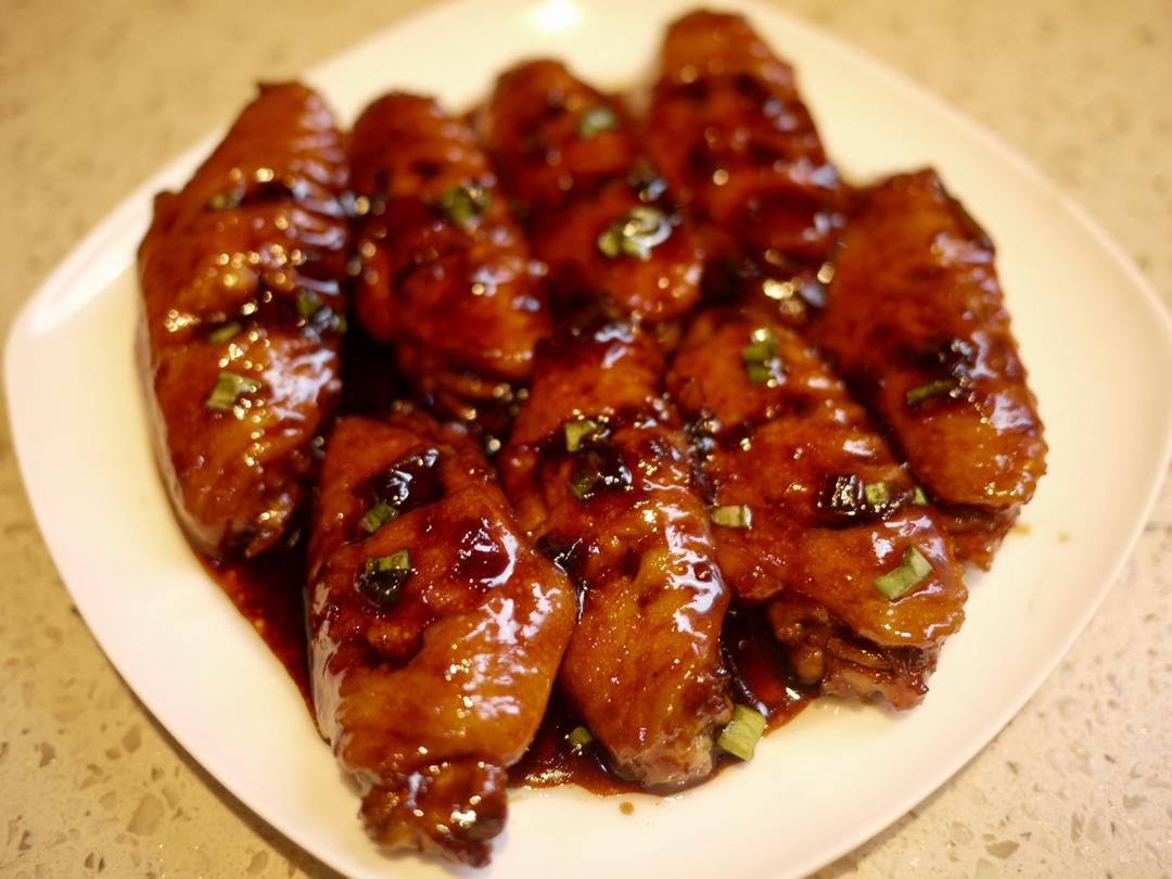 多吃两碗饭的【蜜汁鸡翅】