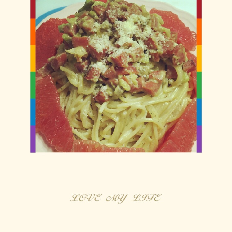 小清新牛油果火腿意面