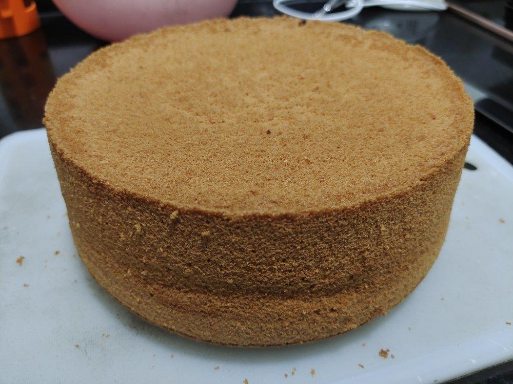不凹底不塌陷的完美戚风蛋糕