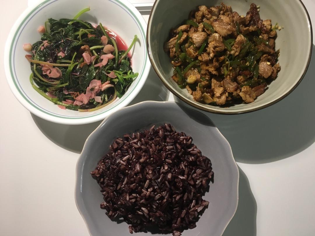 经典湘菜-辣椒炒肉