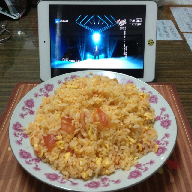 西红柿蛋炒饭