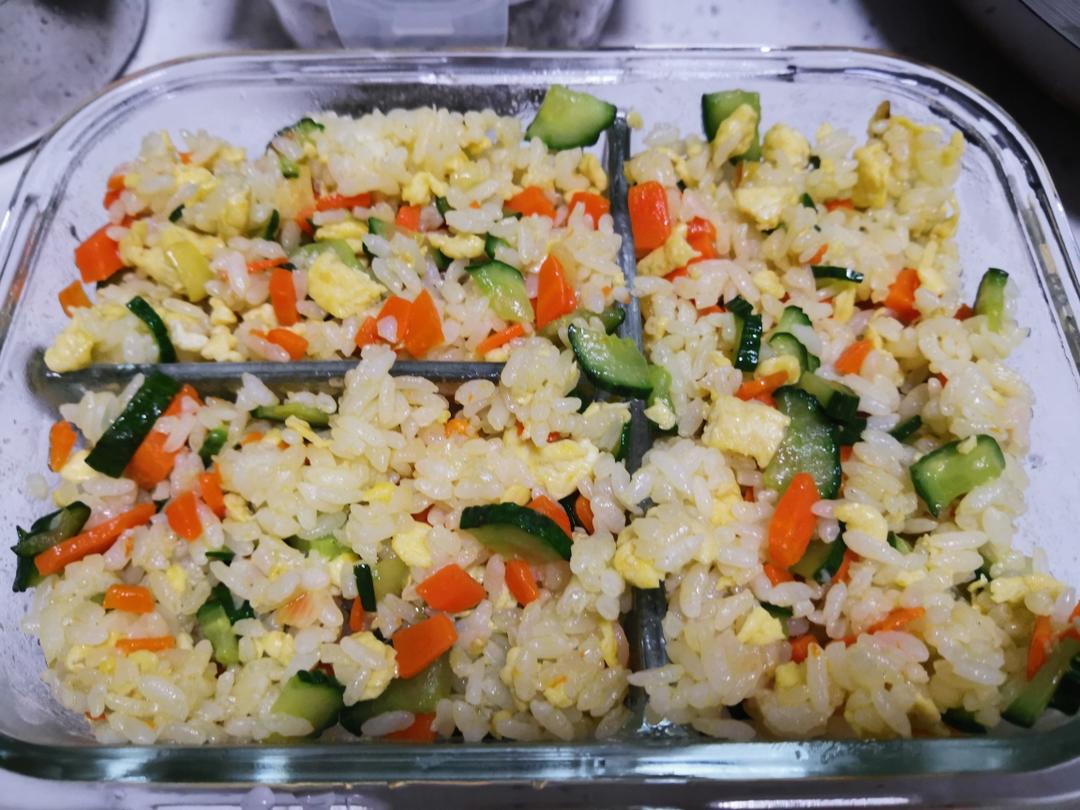 蛋炒饭的做法