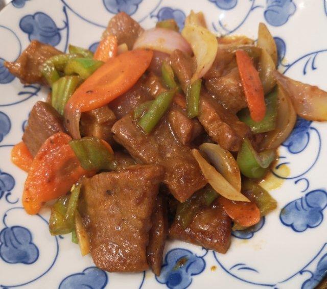 生爆牛肉