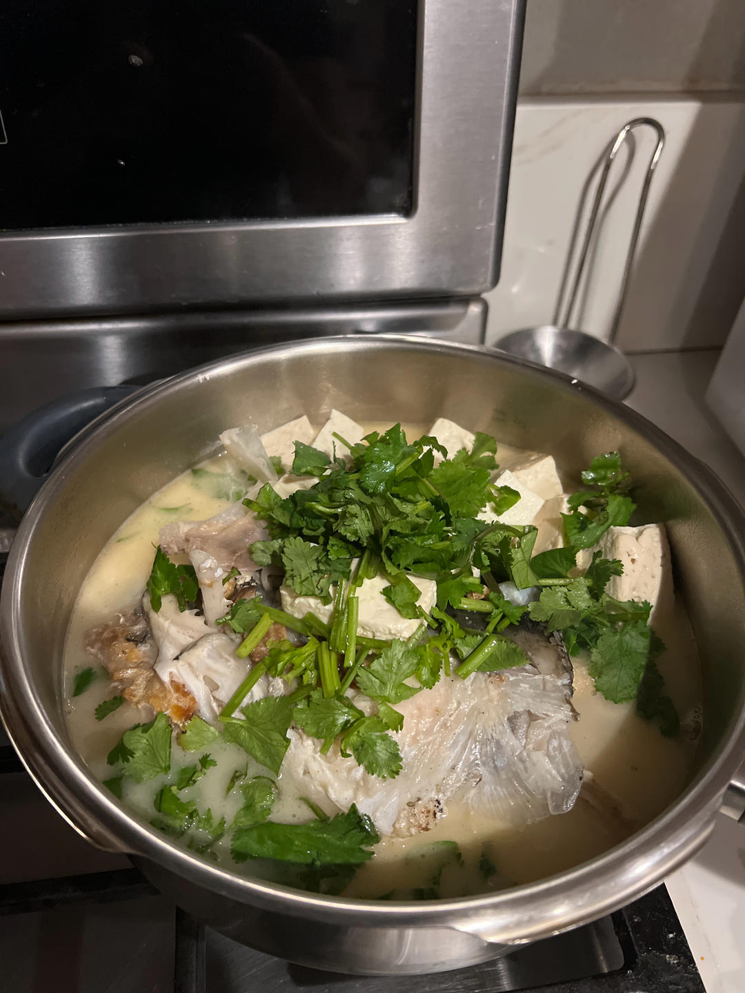 三文鱼头炖豆腐（低脂减肥补脑解馋😋）