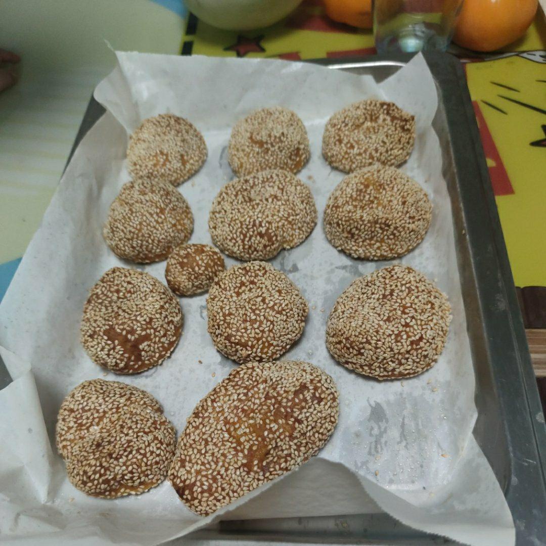 免油炸！秋日小甜品👉糯叽叽的南瓜芝麻球！
