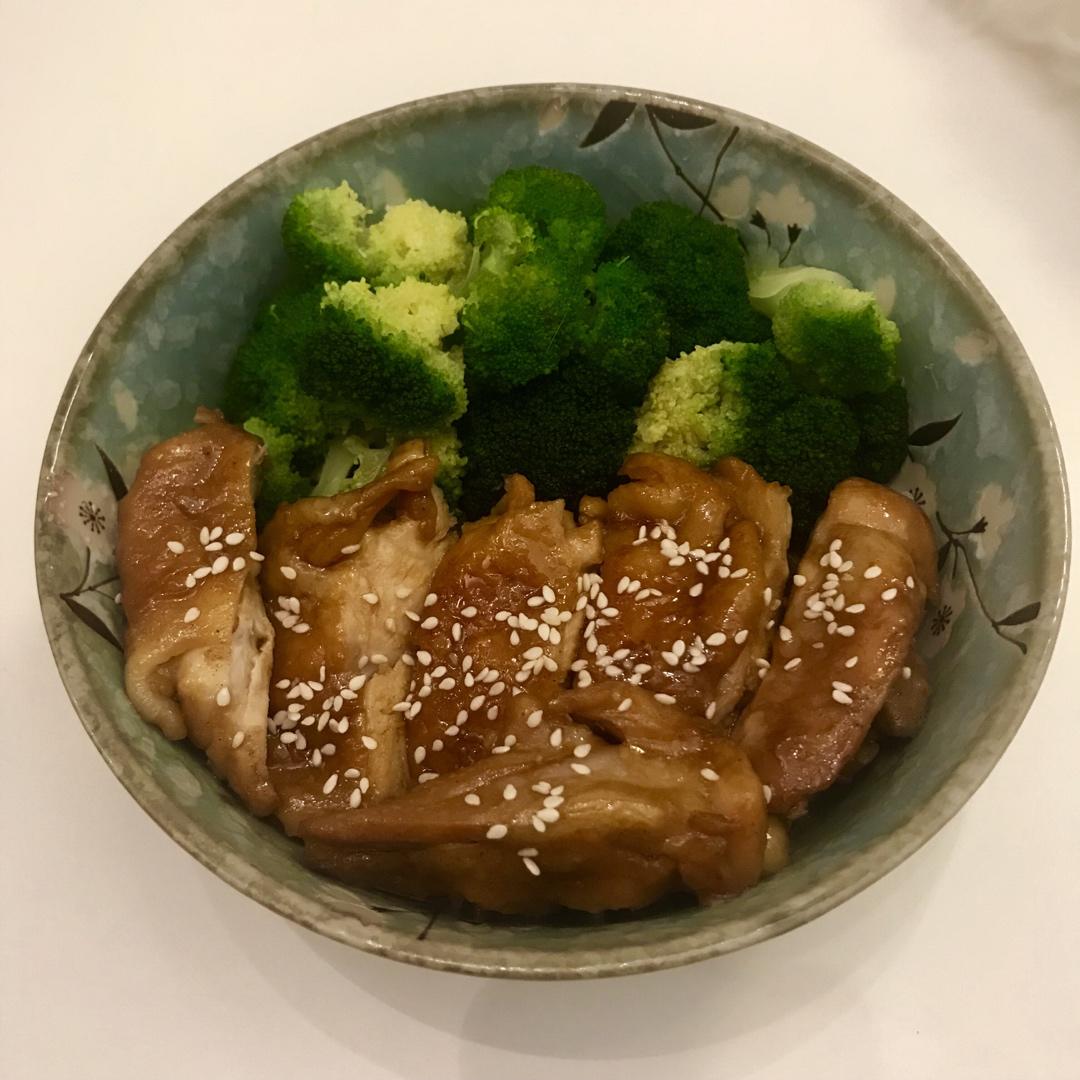 照烧鸡腿饭