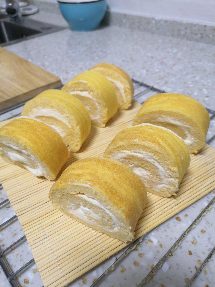 小四卷～风靡美食群的美味蛋糕卷