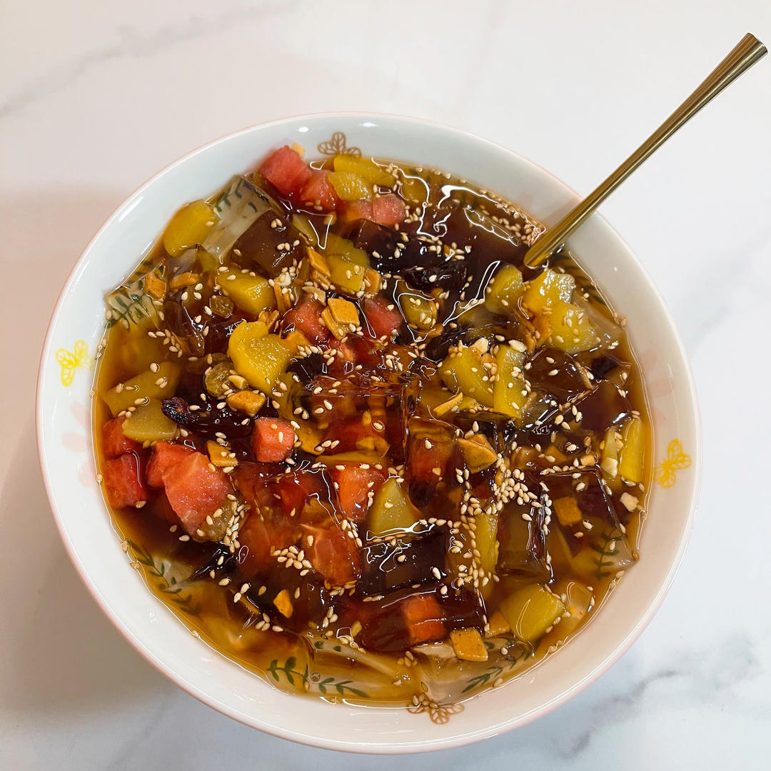 多么哇塞的周姑娘做的红糖冰粉