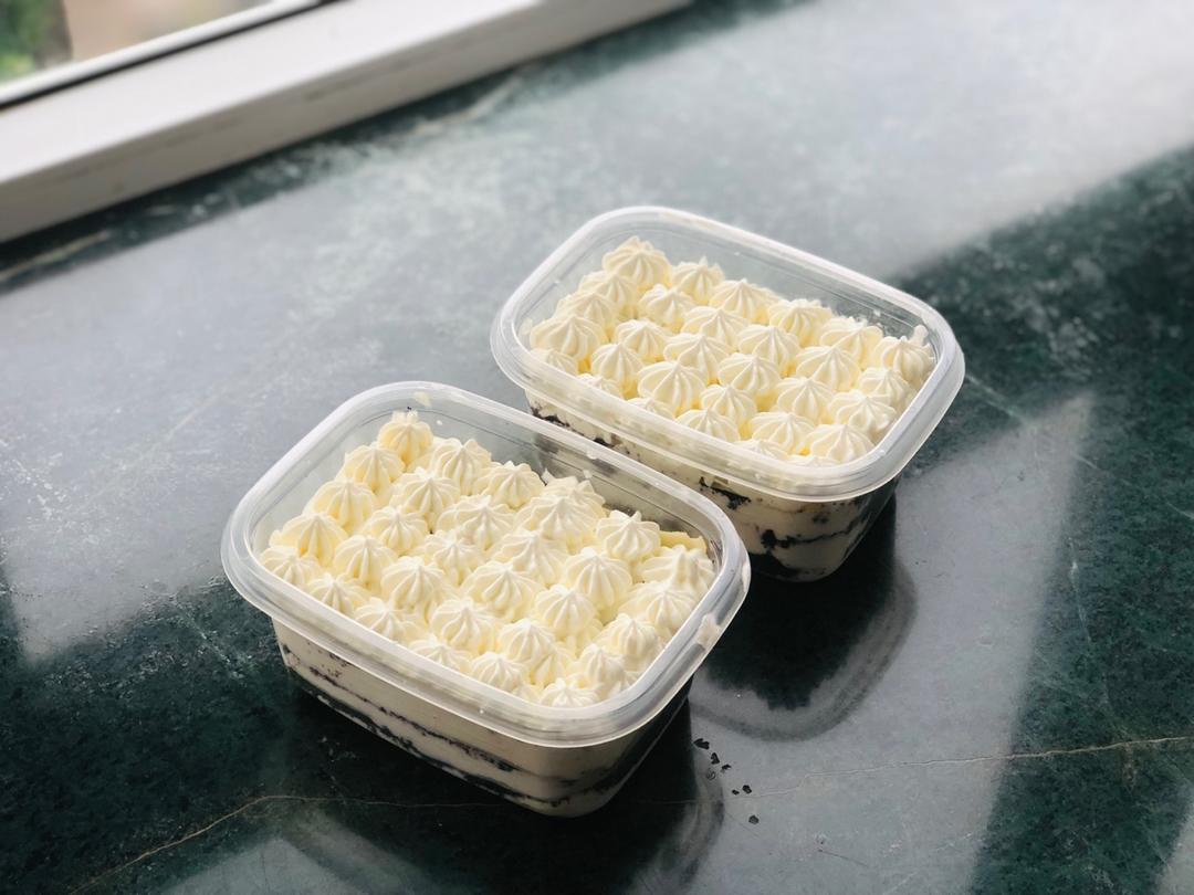 奥利奥/榴莲/芒果/抹茶红豆千层盒子