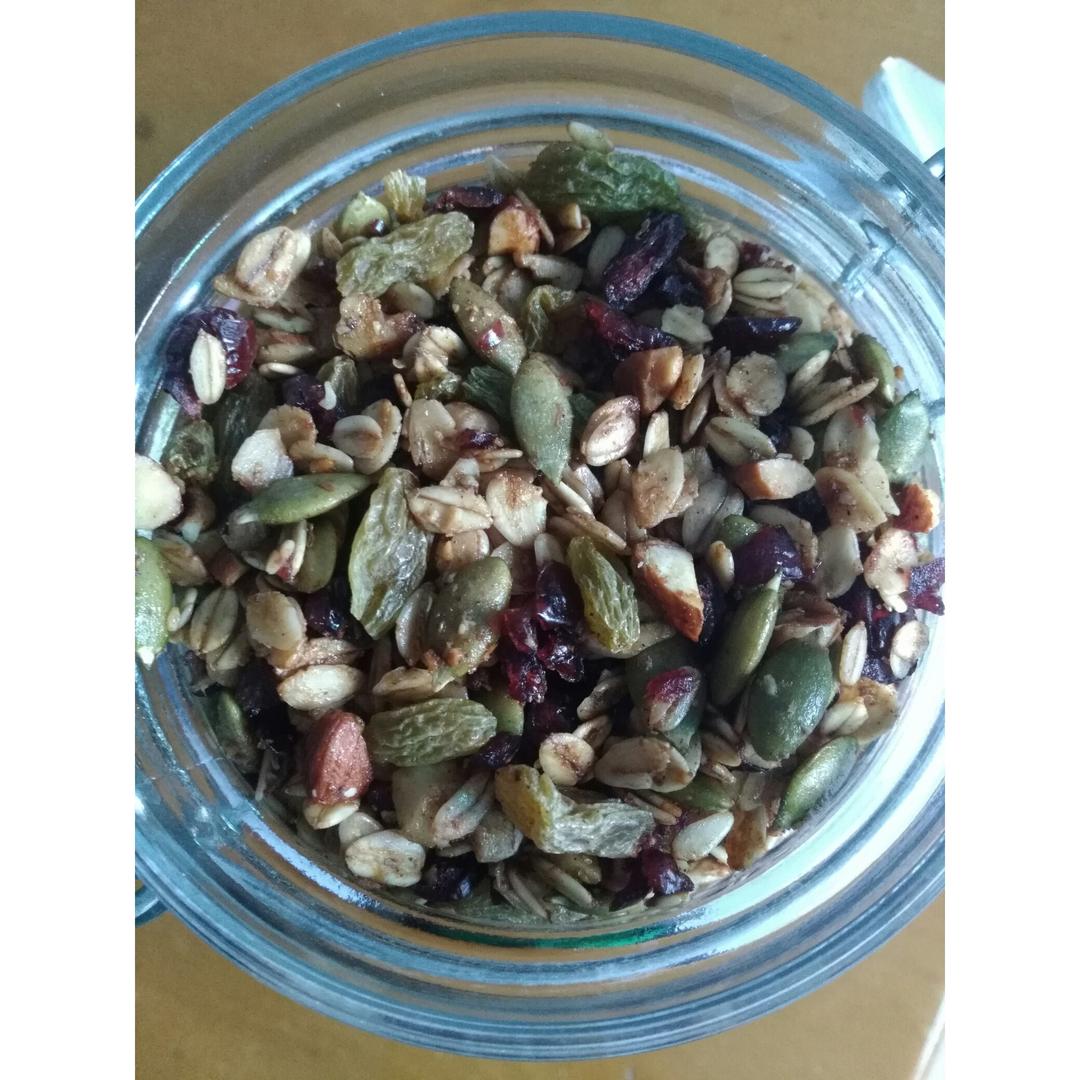 Granola（格兰诺拉麦片）