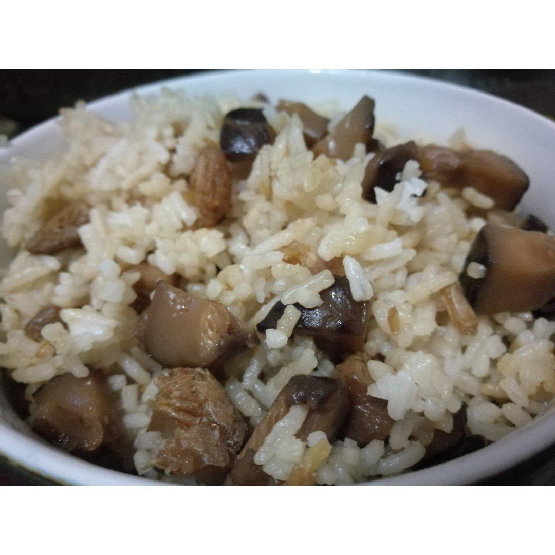 香菇油饭