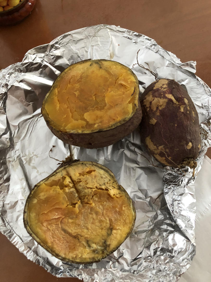 微波炉烤红薯（出糖汁法）