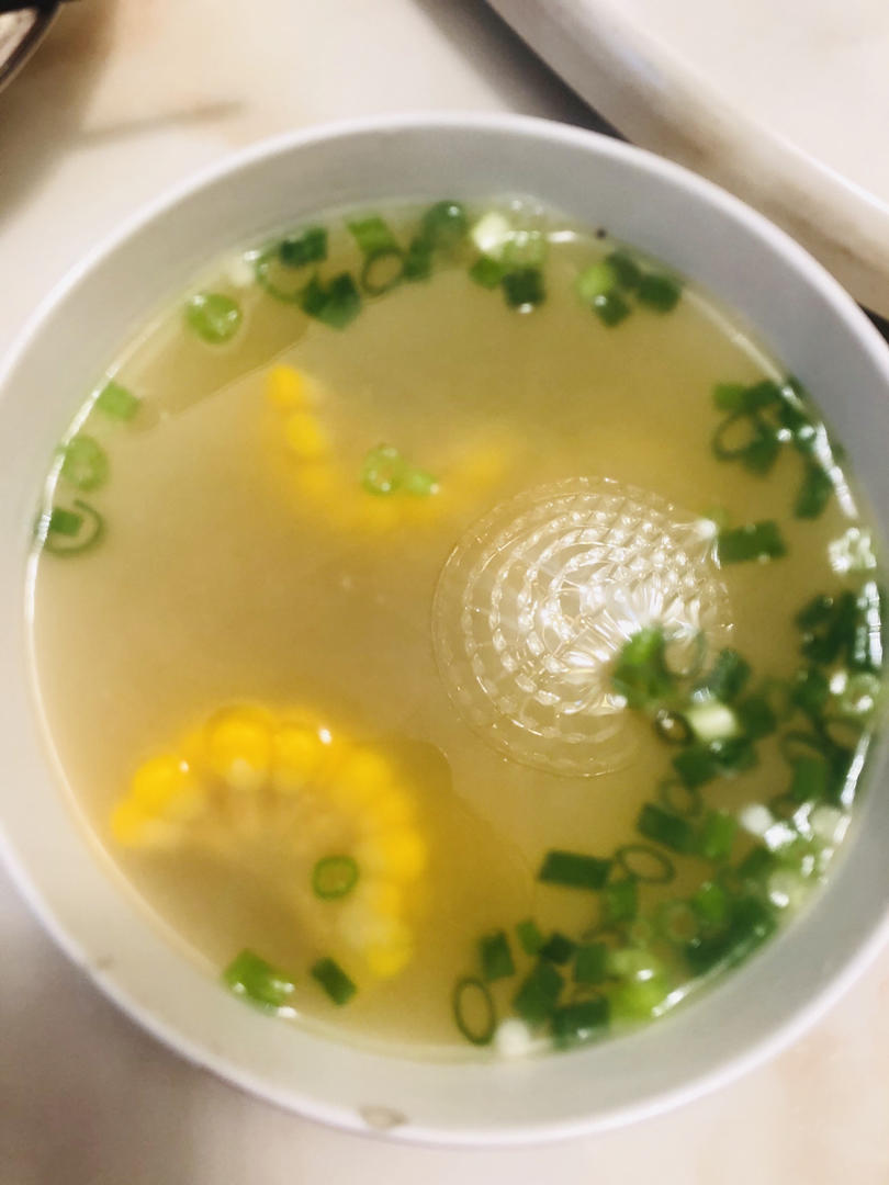 海带玉米排骨汤