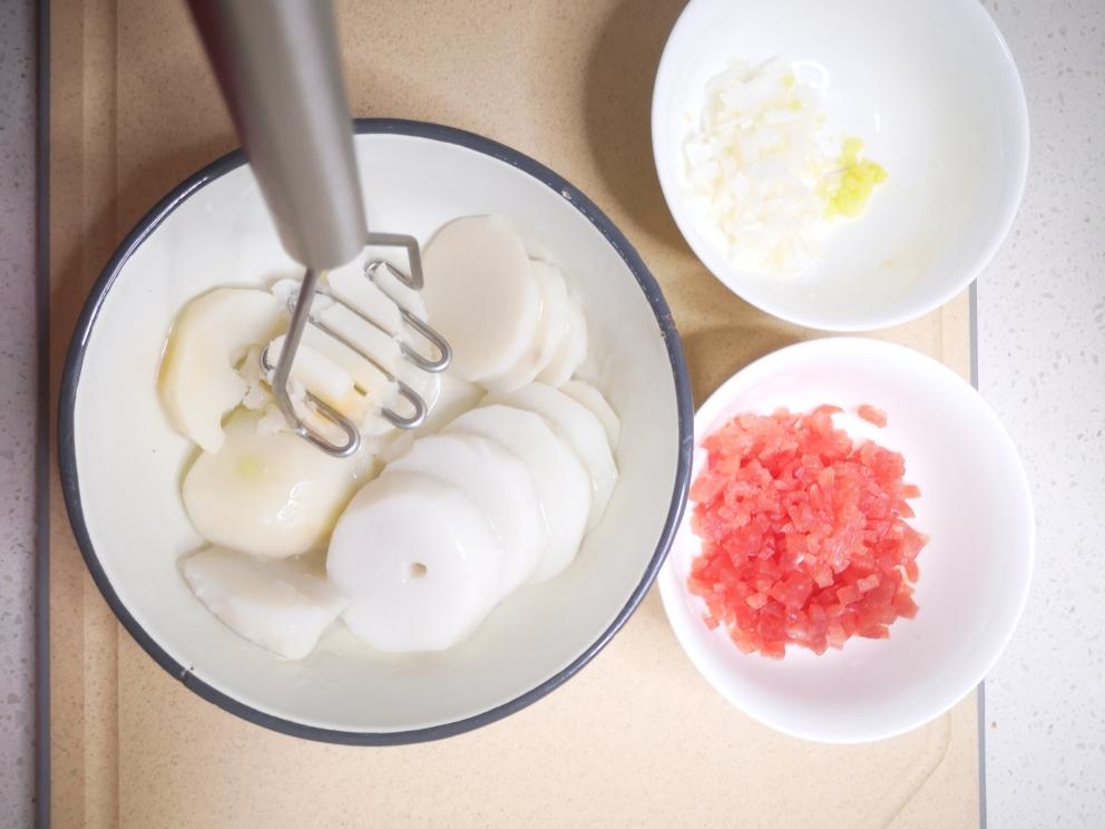 宝宝冬季辅食                          肉沫时蔬浇汁小芋头的做法 步骤5