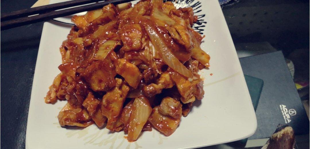 辣白菜炒五花肉