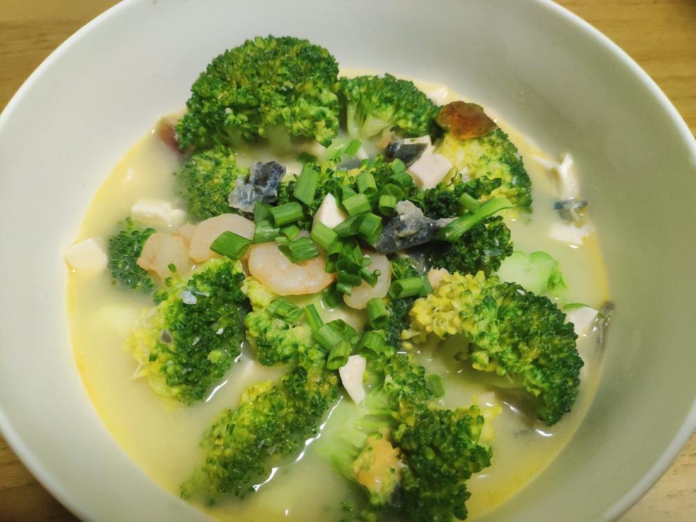 雨落尘水做的上汤西兰花