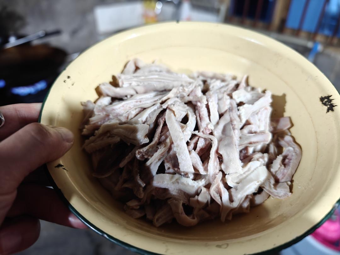 莴笋炒肚片