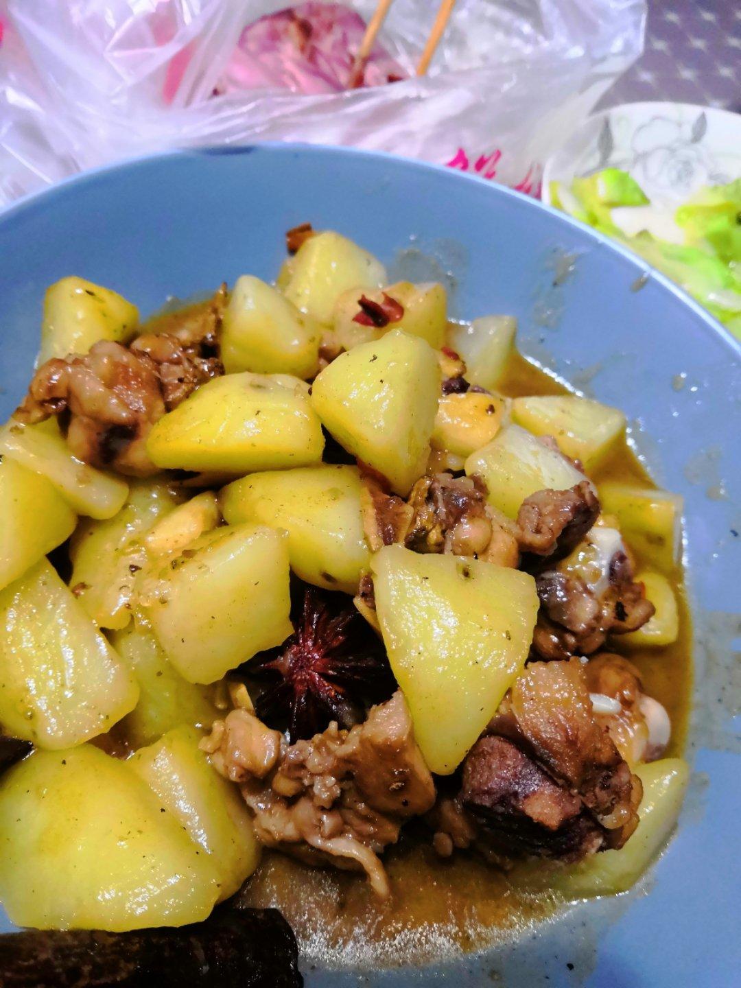 土豆焖鸡腿