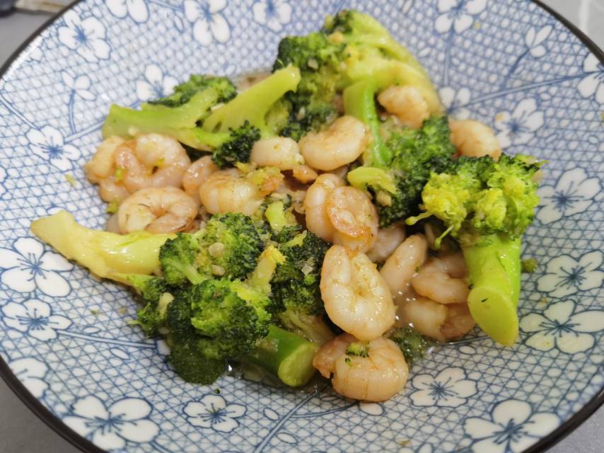 减肥去脂的西兰花炒虾仁
