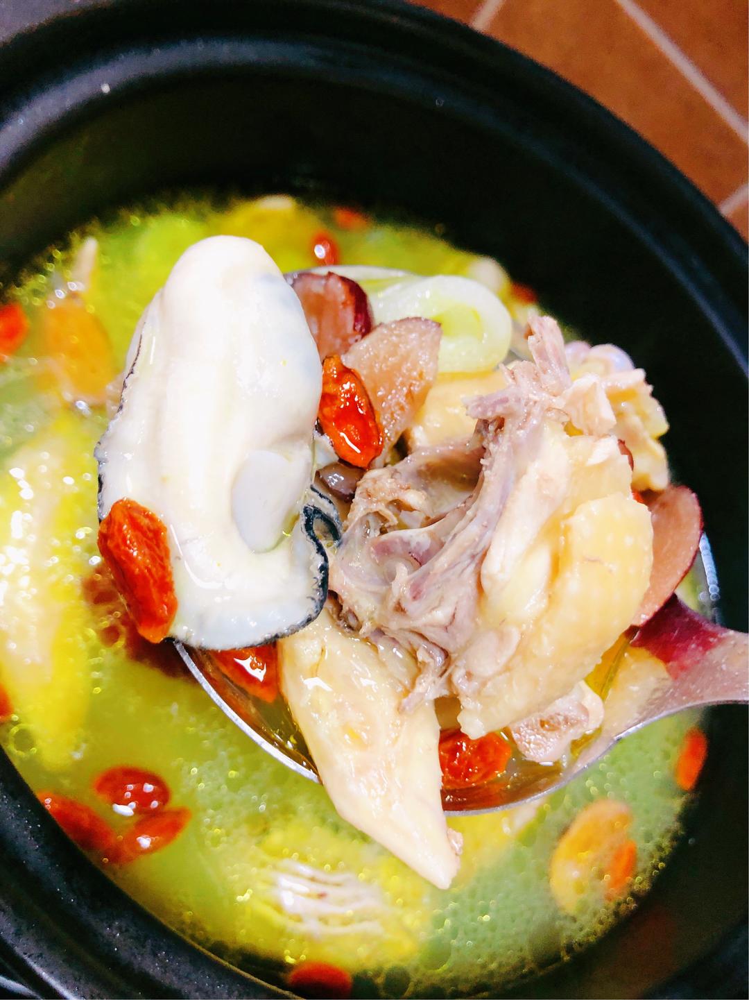 生蚝鸡汤