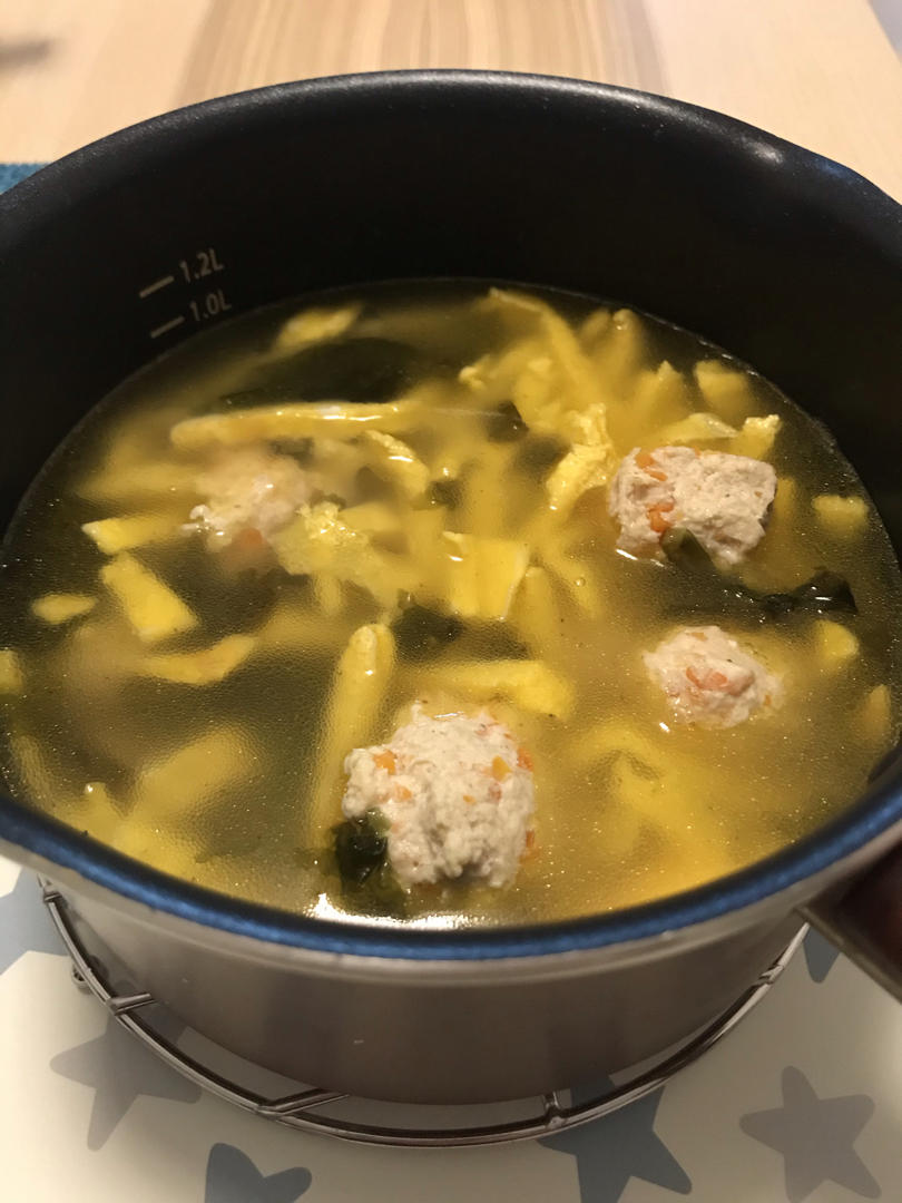 紫菜鸡肉丸蛋汤